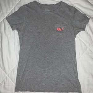 Vineyard Vines tee